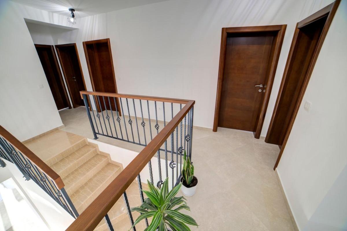 Villa Jelena With Private Pool - Lapcici บุดวา ภายนอก รูปภาพ
